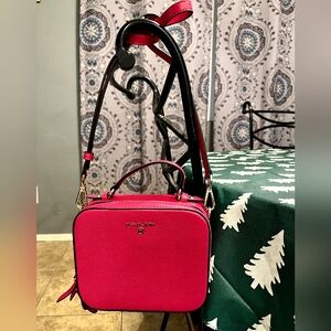 Michael Kors Jet Set Charm Crossbody Bag